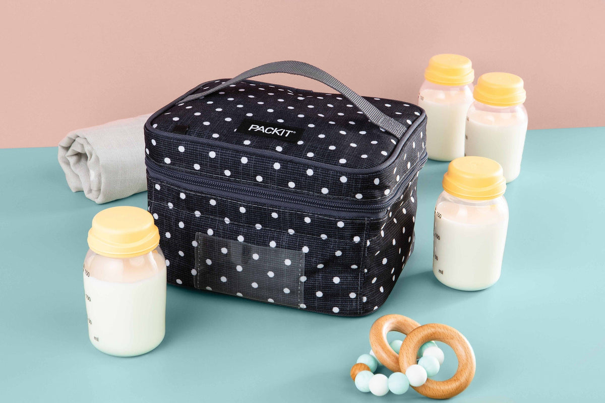 freezable-breastmilk-and-formula-cooler-r7 2023_Breastmilk-Cooler_Polka-Dots_Baby-Lifestyle-01_Lores.jpg