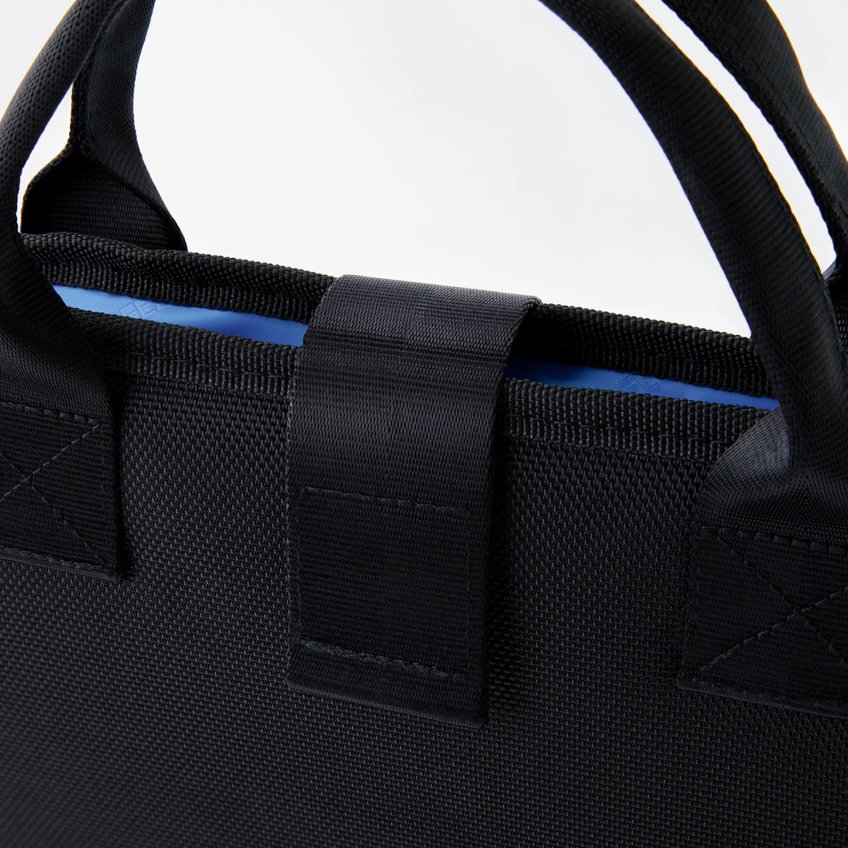 freezable-chill-board-large-s9 freezable-chill-board-large-black-ecofreeze-plus-zoom-handles.jpg
