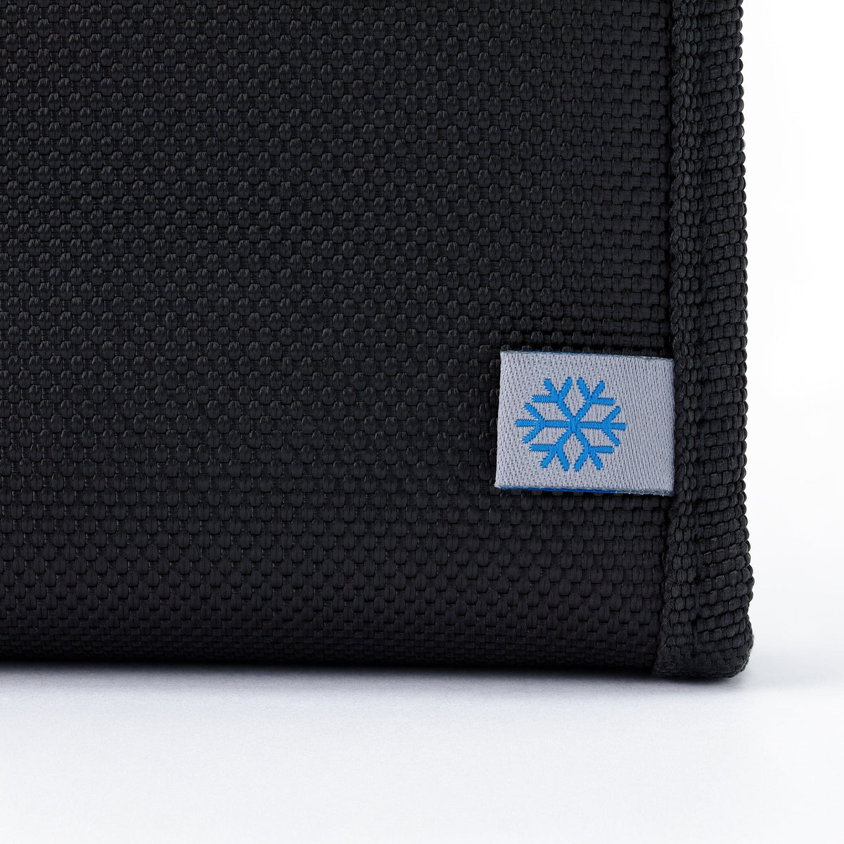 freezable-chill-board-large-s9 freezable-chill-board-large-black-ecofreeze-plus-zoom-tag.jpg