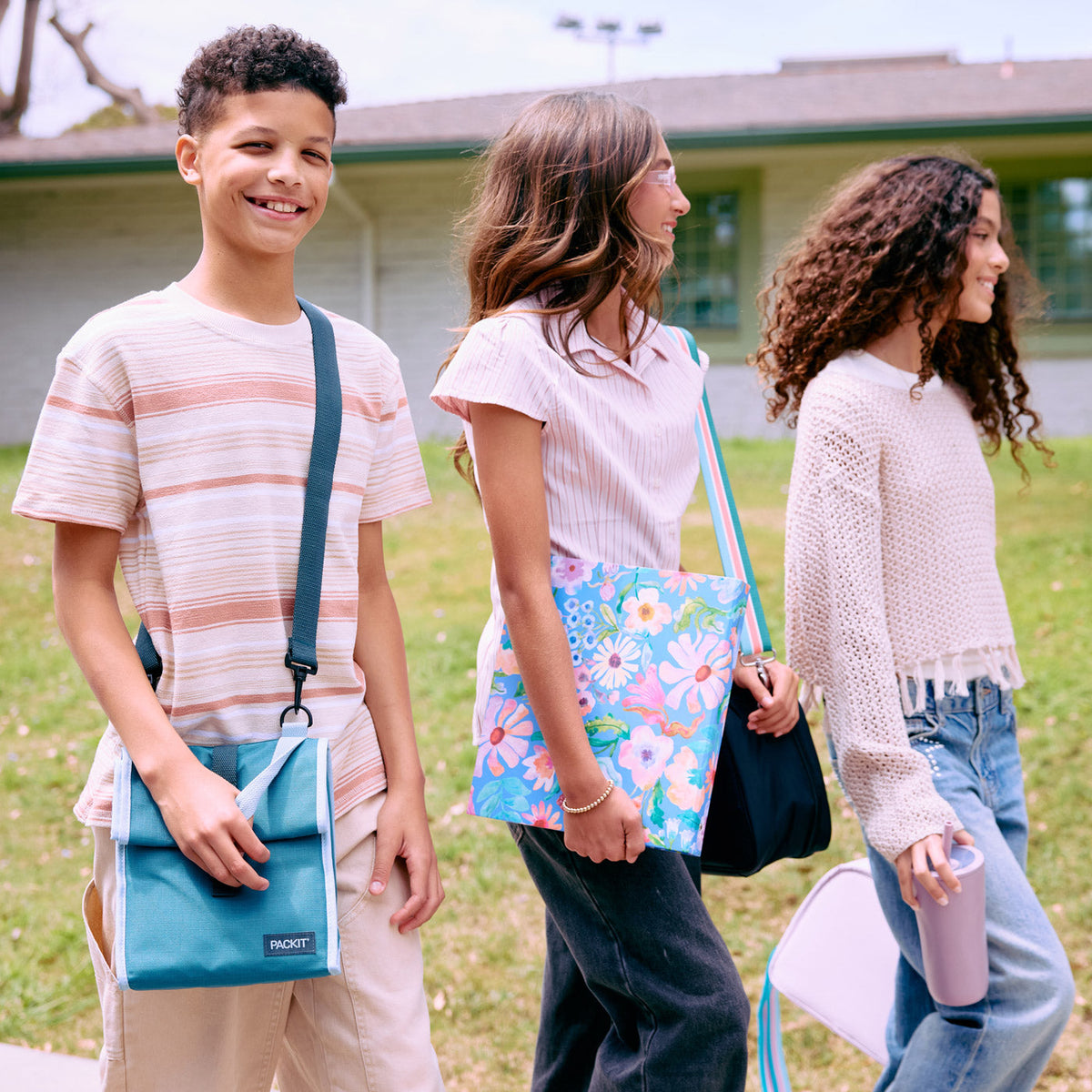 freezable-houston-lunch-bag-v9 freezable-houston-lunch-bag-agave-lifestyle-walking-to-school.jpg