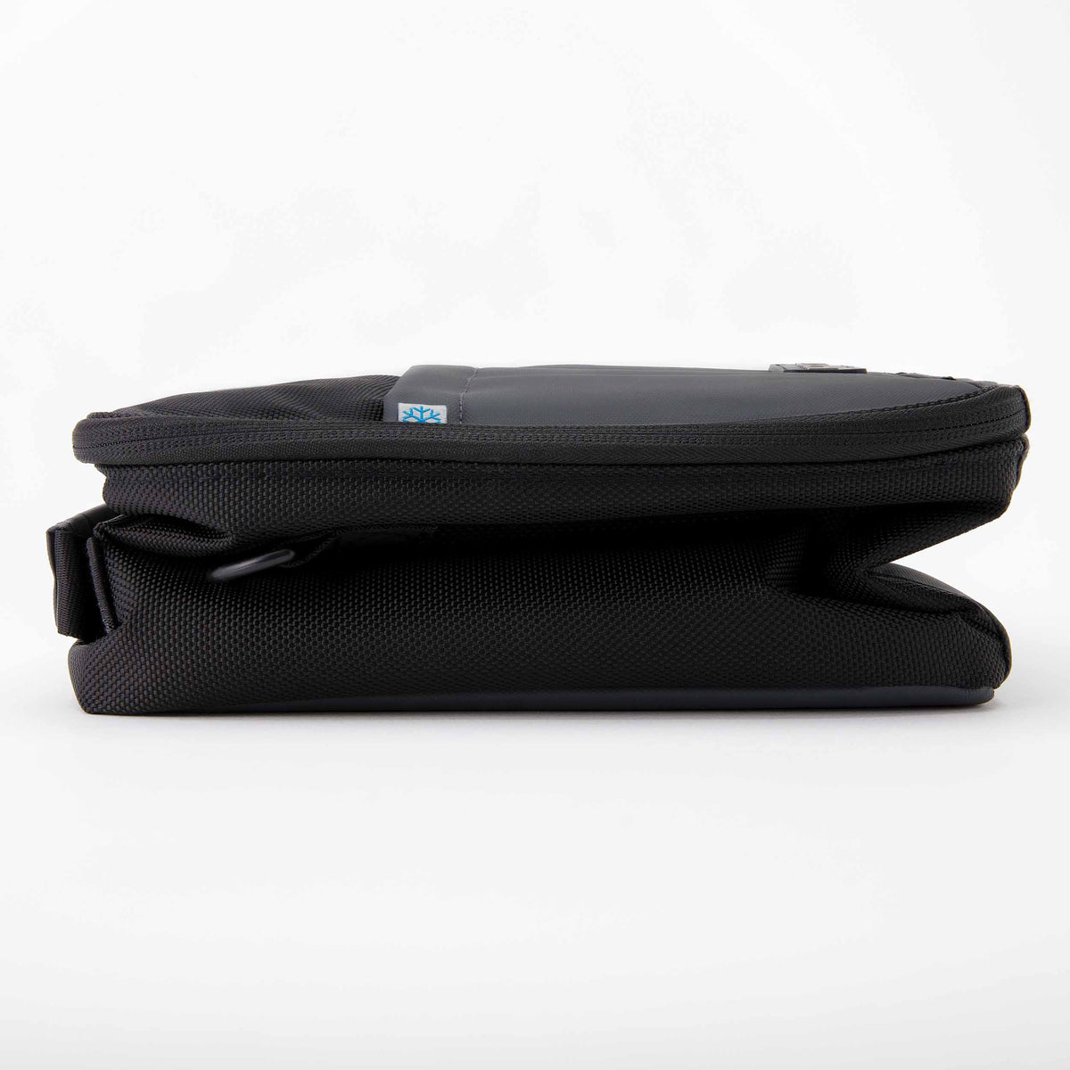 freezable-upright-lunch-box-a5 freezable-upright-lunch-box-black-gray-flat.jpg
